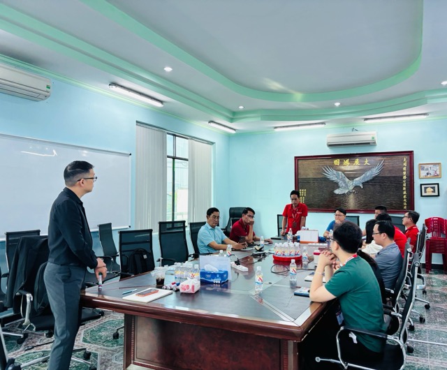 Chính Cường giải đáp từng câu hỏi